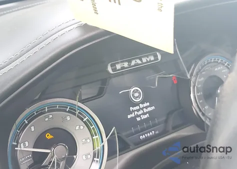 2020 Ram 1500 Limited z USA, uszkodzony, nr VIN 1C6SRFHT7LN386589